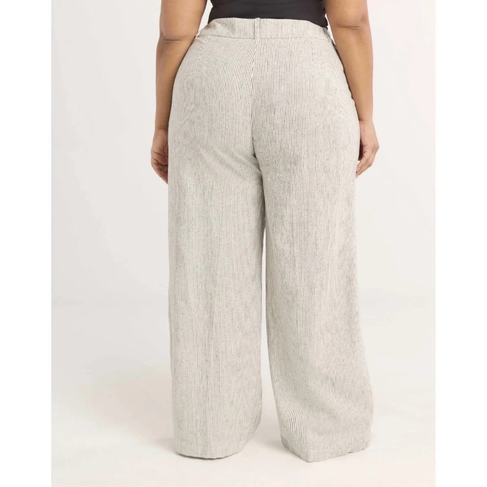 Gray Seersucker Wide-Leg Women's Pants - Picture 2 of 16